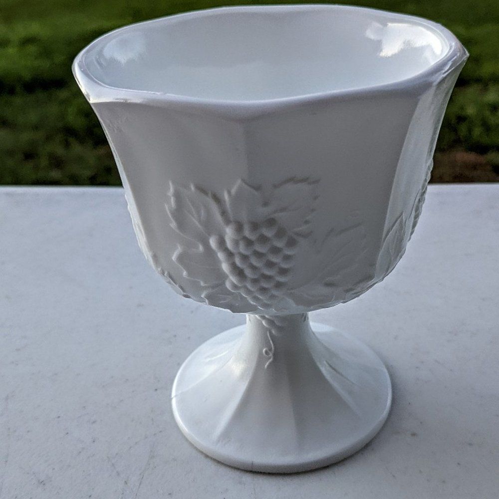 Vintage Indiana Glass Colony Harvest Grape Milk Glass Pedestal Compote Bowl